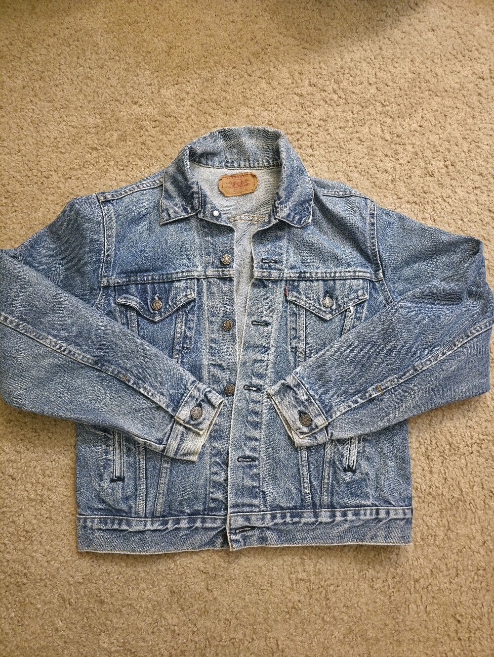 Levis